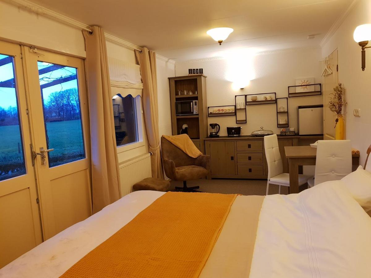B&B Usselo Klein, Fijn En Uniek! Enschede Esterno foto